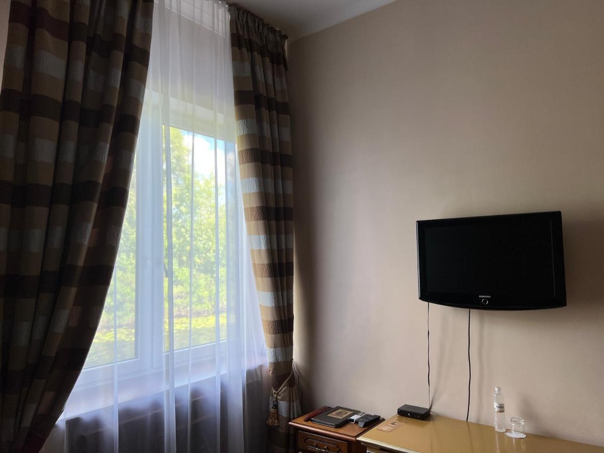 фараон 4*